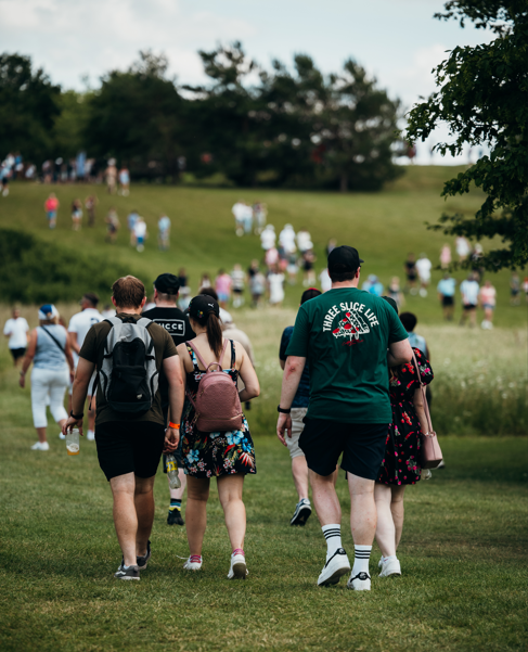 blitz golf crowd walking